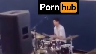 Guy plays Pornhub intro at school talent show