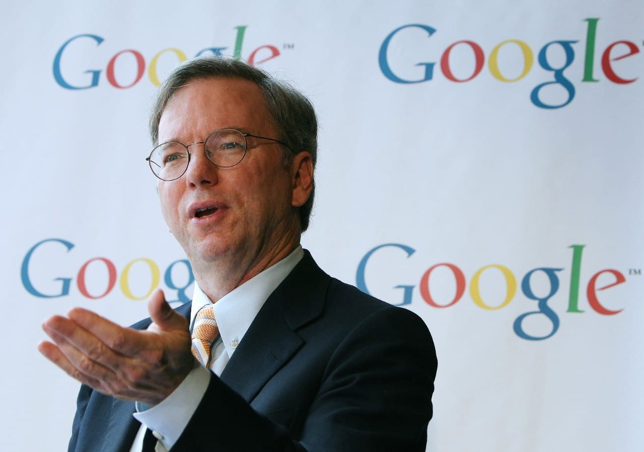 Google, parla l'ex CEO: "I social? Megafoni per pazzi e imbecilli"