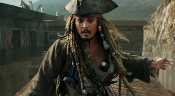 Johnny Depp: Disney potrebbe riconsiderare l’idea di far tornare l'attore in Pirati dei Caraibi grazie ai fan